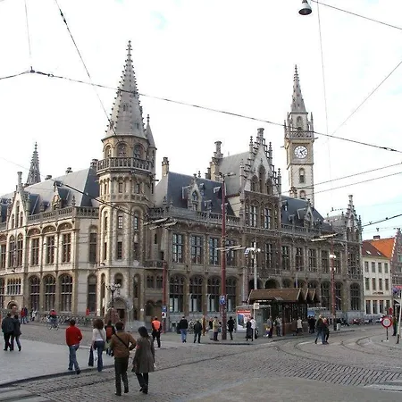 Place 2 Апартаменты *