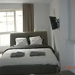 プレース 2 ステイ *